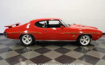 Pontiac-Gto-1970-Red-Black-11