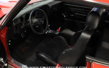 Pontiac-Gto-1970-Red-Black-4
