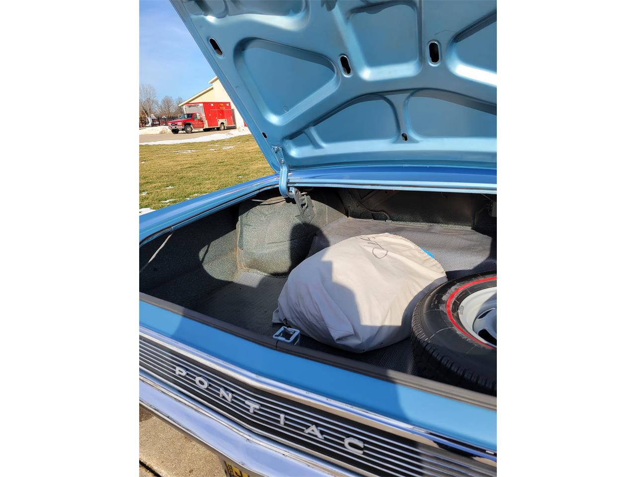 Pontiac-Gto-quottri-power-4-speedquot-1965-Blue-White-13