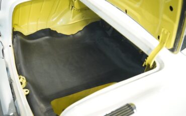 Pontiac-Laurentian-1955-Yellow-Yellow-10