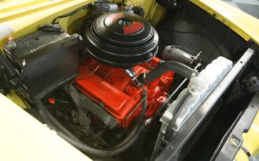 Pontiac-Laurentian-1955-Yellow-Yellow-37