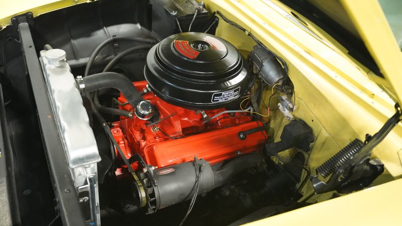Pontiac-Laurentian-1955-Yellow-Yellow-38