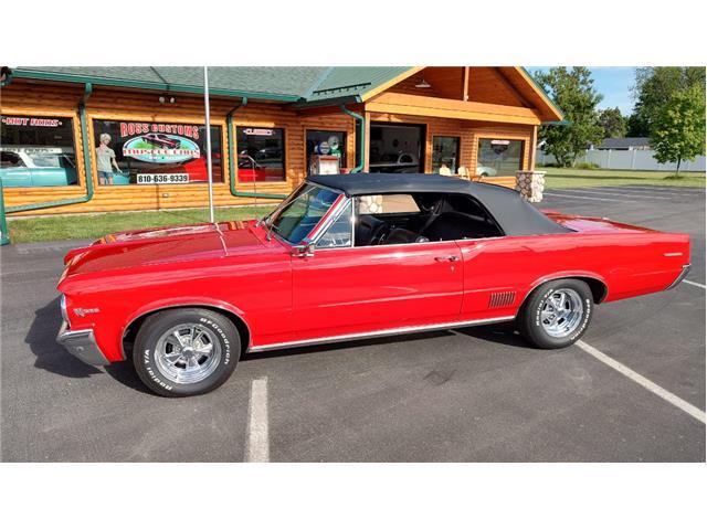 Pontiac-Le-Mans-1964-Convertible-11