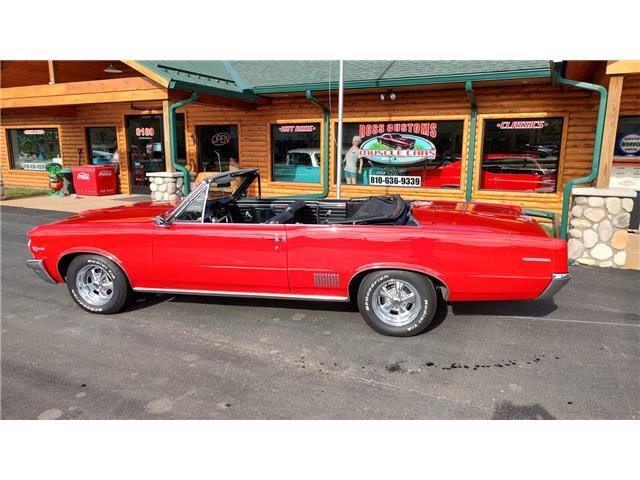 Pontiac-Le-Mans-1964-Convertible-16
