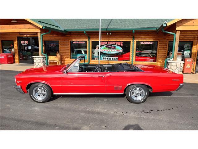 Pontiac-Le-Mans-1964-Convertible-17