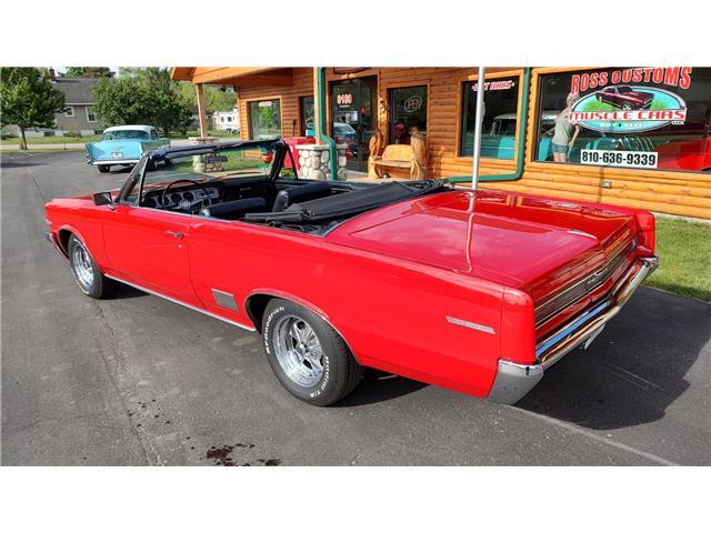 Pontiac-Le-Mans-1964-Convertible-21