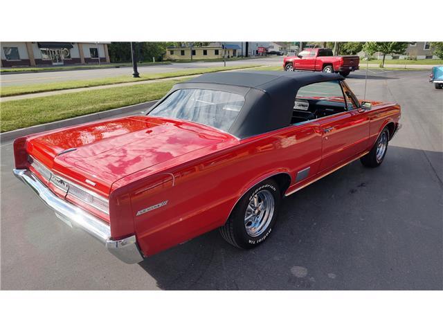 Pontiac-Le-Mans-1964-Convertible-28
