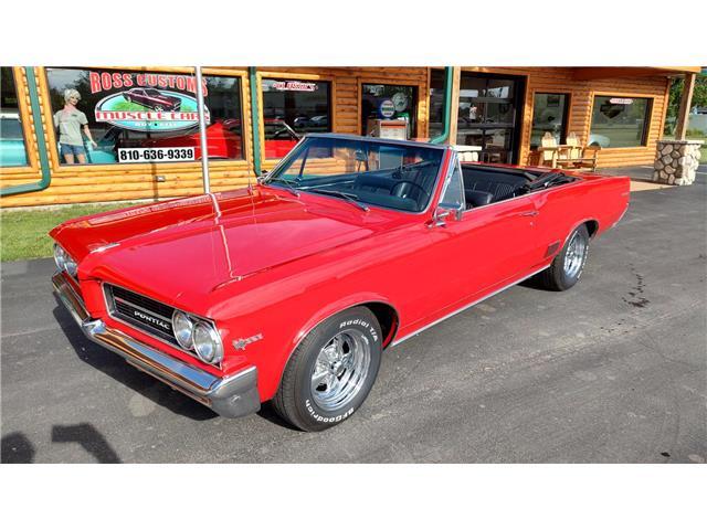Pontiac-Le-Mans-1964-Convertible-3