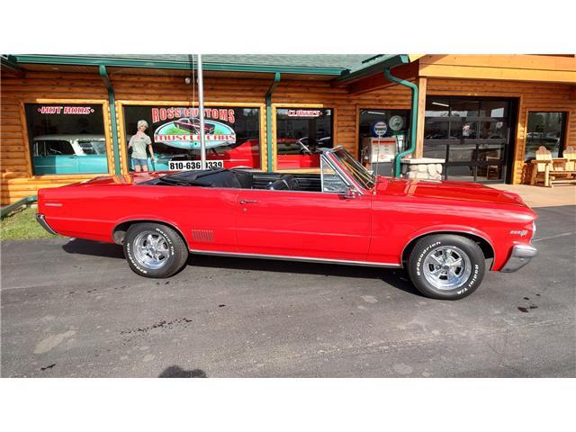 Pontiac-Le-Mans-1964-Convertible-38