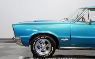 Pontiac-Le-Mans-1965-Coupe-23