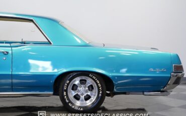 Pontiac-Le-Mans-1965-Coupe-24