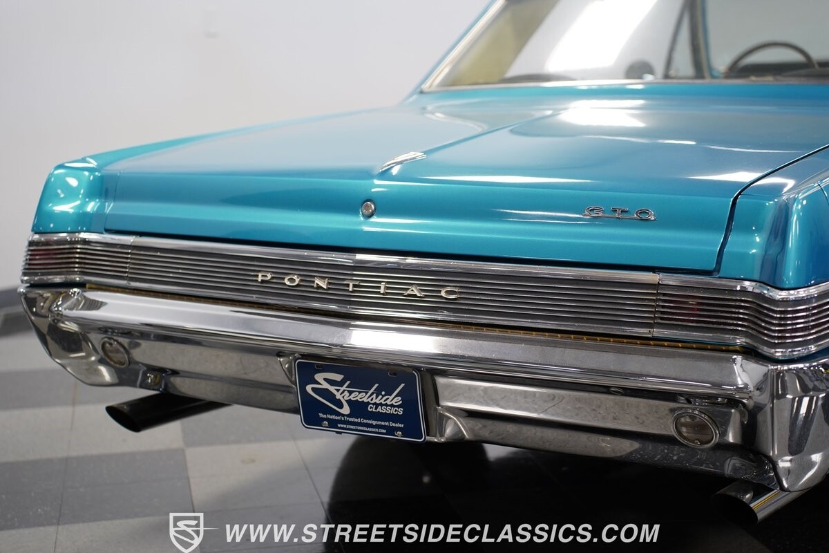 Pontiac-Le-Mans-1965-Coupe-26
