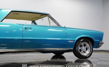 Pontiac-Le-Mans-1965-Coupe-28