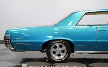Pontiac-Le-Mans-1965-Coupe-29