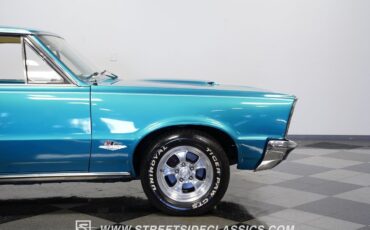 Pontiac-Le-Mans-1965-Coupe-30