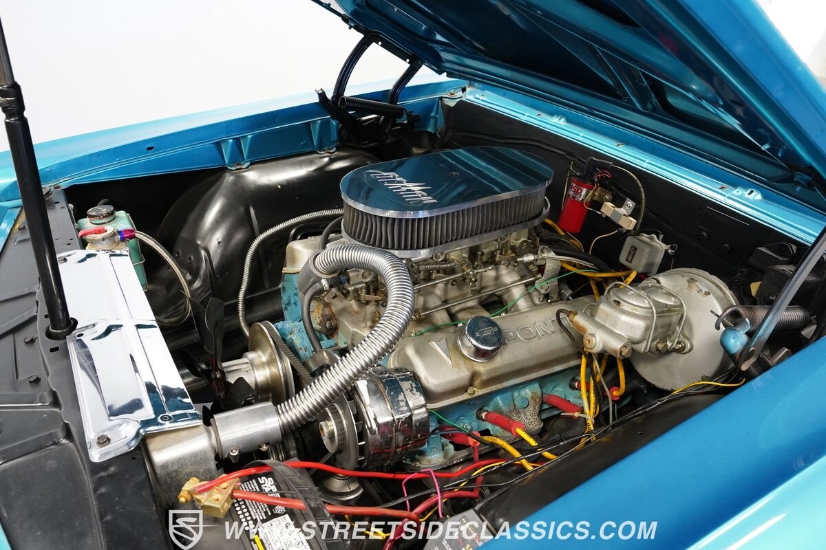Pontiac-Le-Mans-1965-Coupe-32