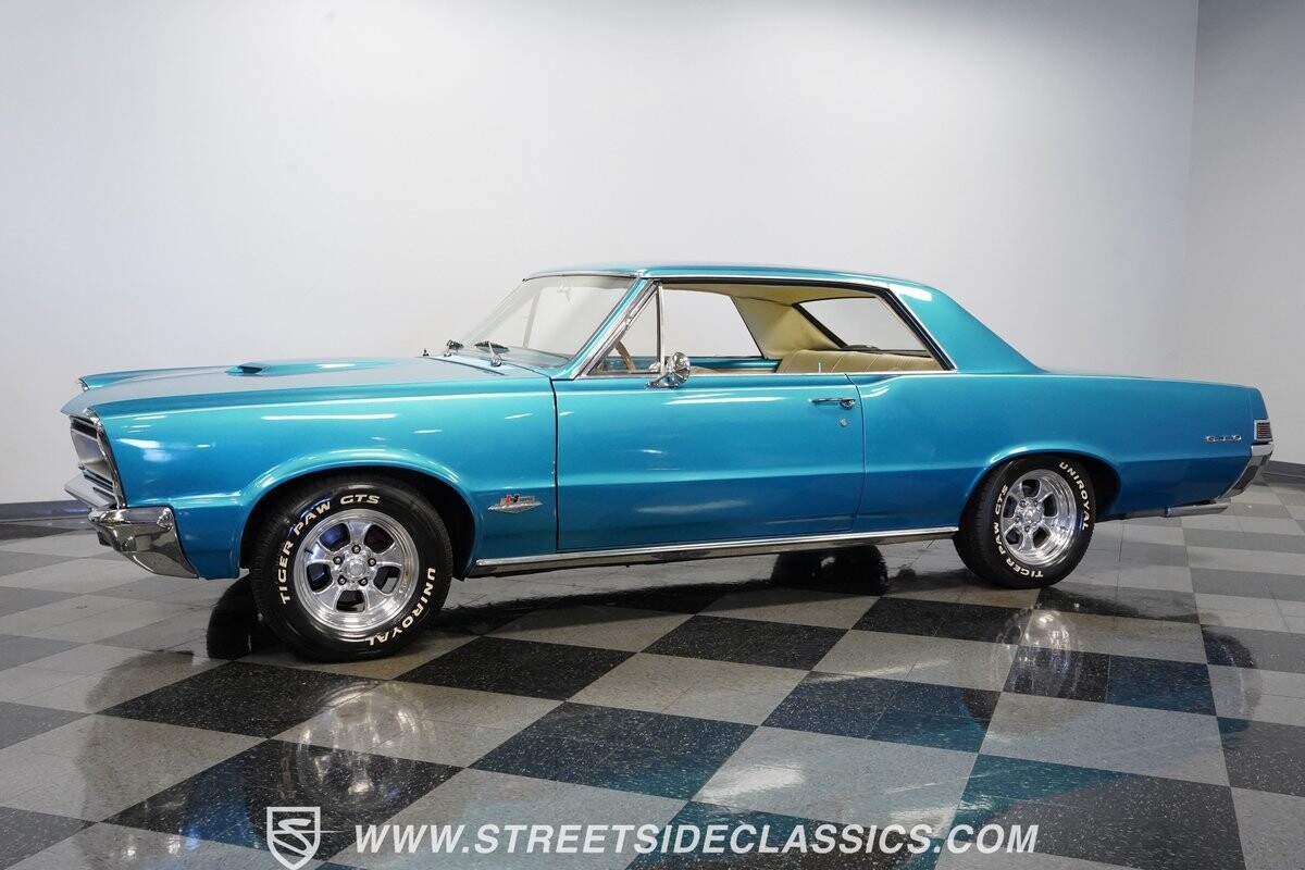 Pontiac-Le-Mans-1965-Coupe-6