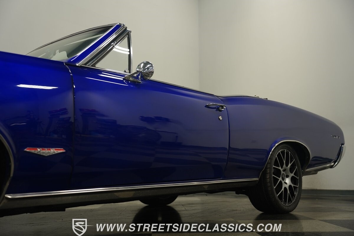 Pontiac-Le-Mans-1966-Convertible-25