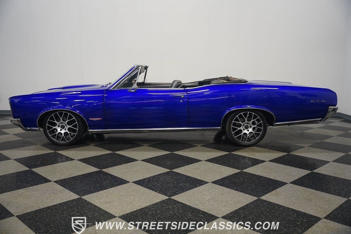 Pontiac-Le-Mans-1966-Convertible-8