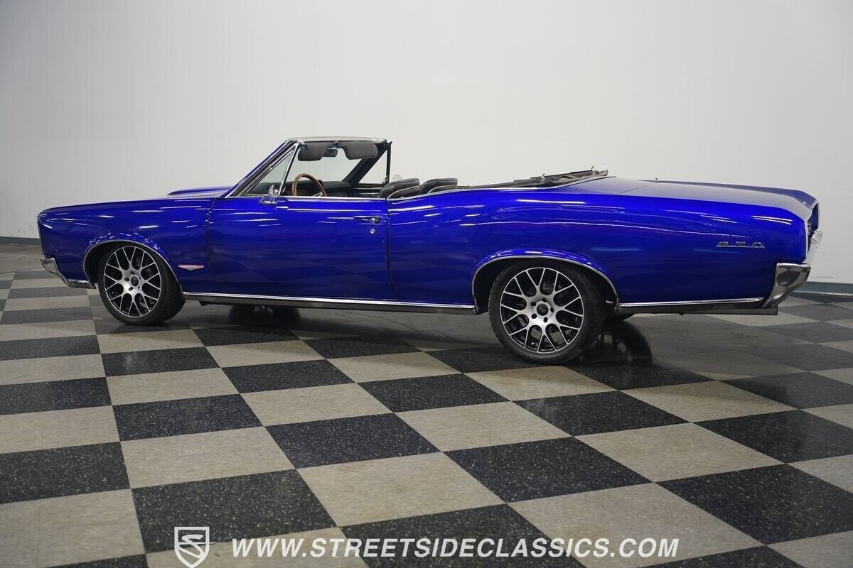 Pontiac-Le-Mans-1966-Convertible-9
