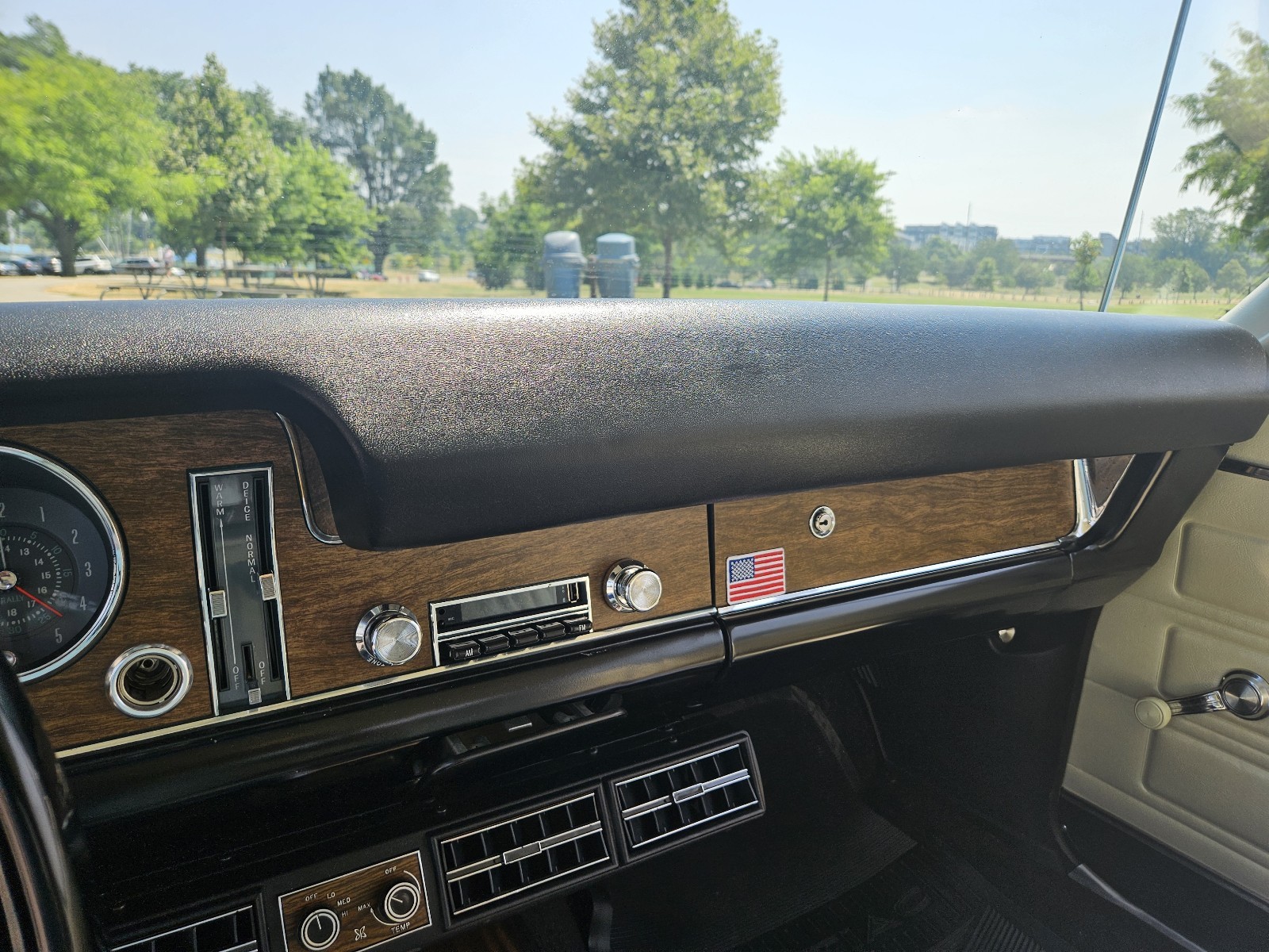 Pontiac-Le-Mans-1968-Coupe-22