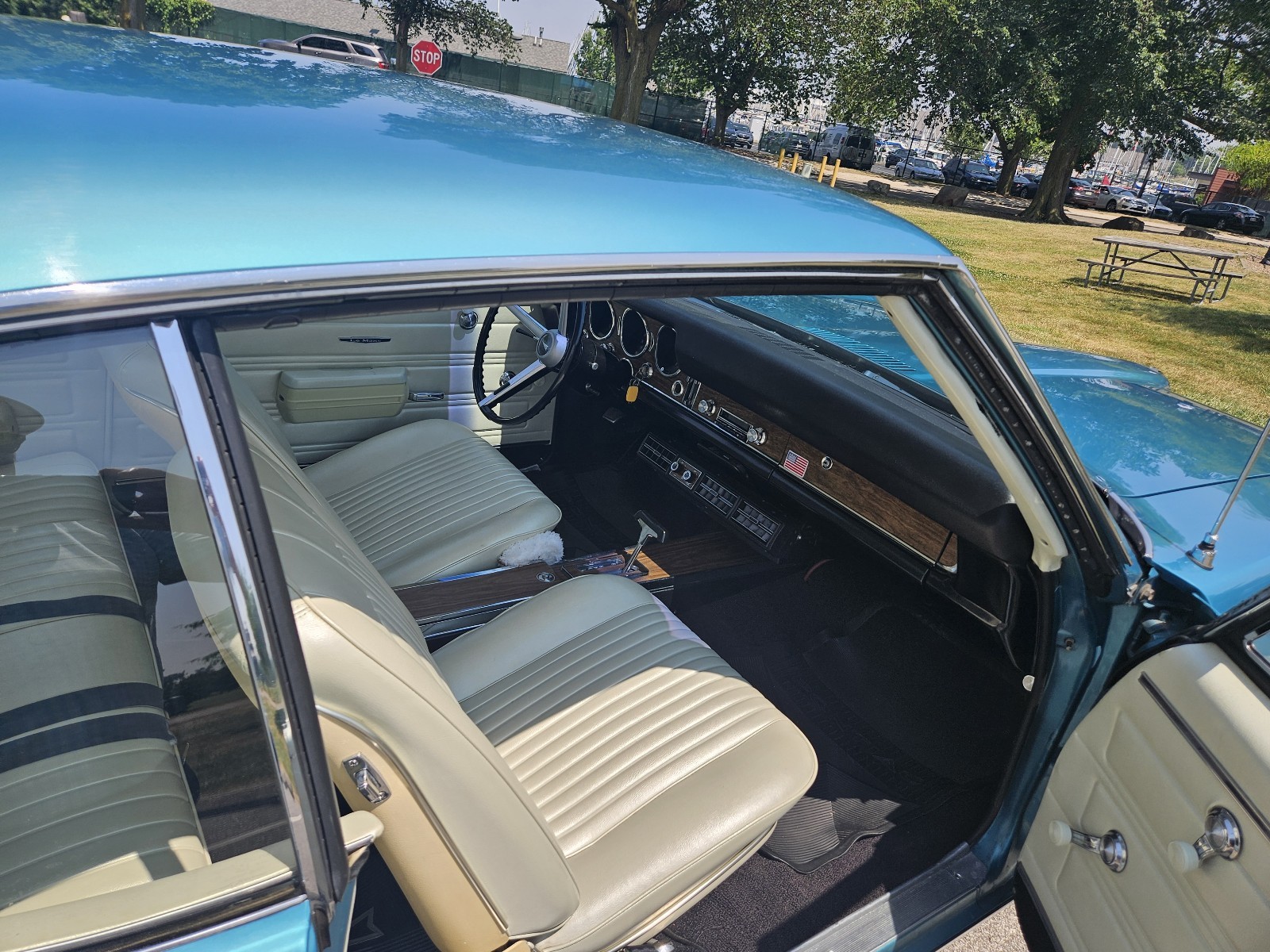 Pontiac-Le-Mans-1968-Coupe-24