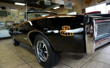 Pontiac-Le-Mans-1969-Classic-Car-11