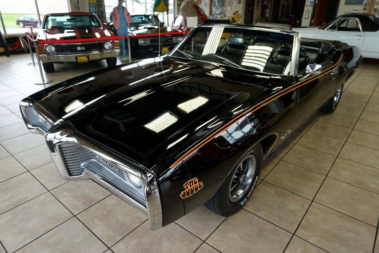Pontiac-Le-Mans-1969-Classic-Car-2