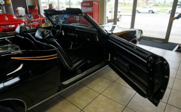 Pontiac-Le-Mans-1969-Classic-Car-21