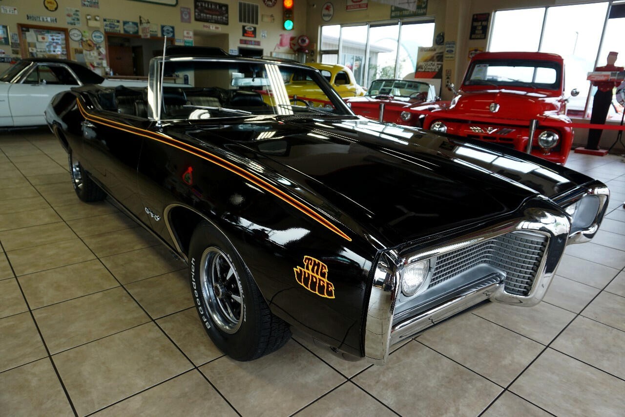 Pontiac-Le-Mans-1969-Classic-Car-8