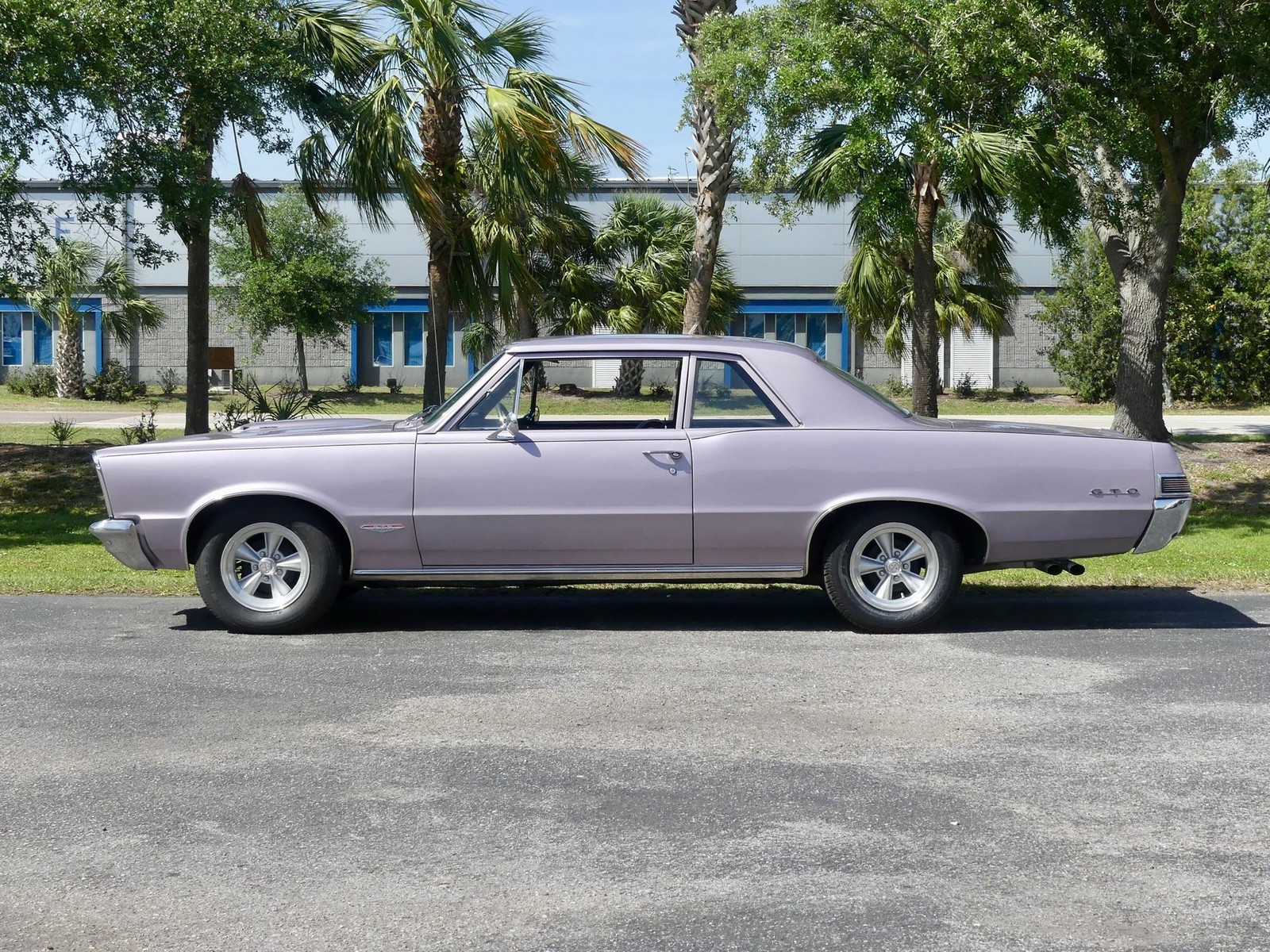 Pontiac-LeMans-1965-Coupe-8