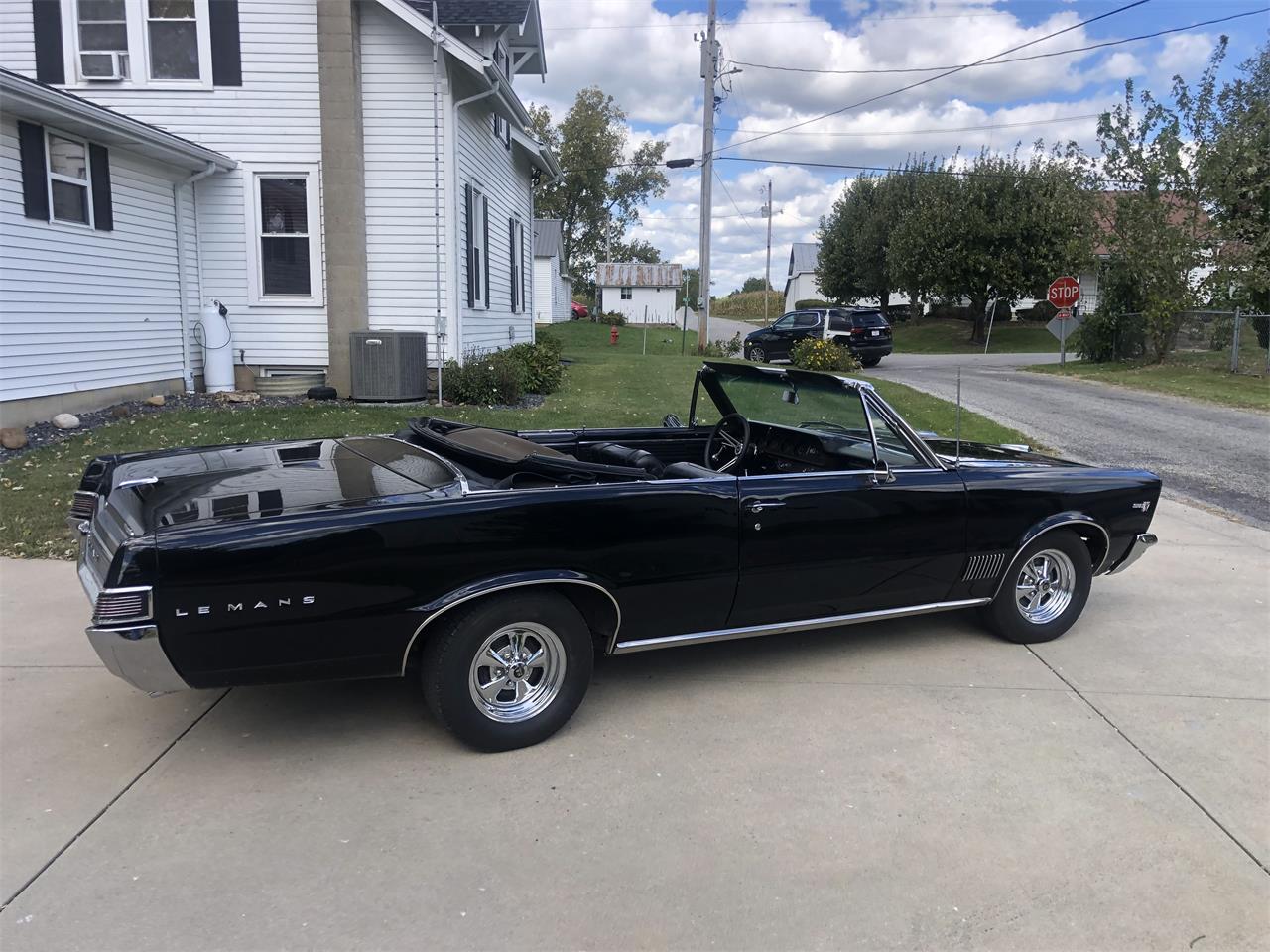 Pontiac-Lemans-1965-Black-Black-3