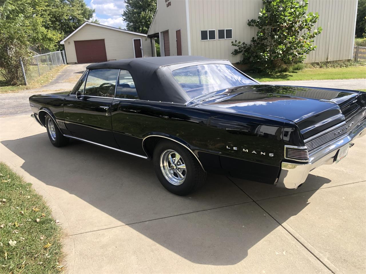 Pontiac-Lemans-1965-Black-Black-9