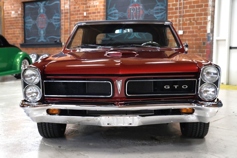 Pontiac-Lemans-1965-Deep-Cranberry-Pearl-Parchment-16