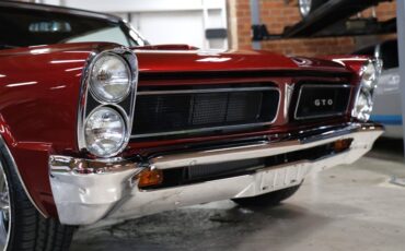 Pontiac-Lemans-1965-Deep-Cranberry-Pearl-Parchment-23