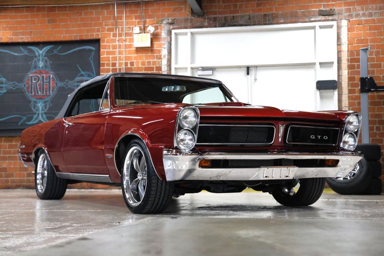 Pontiac-Lemans-1965-Deep-Cranberry-Pearl-Parchment-26