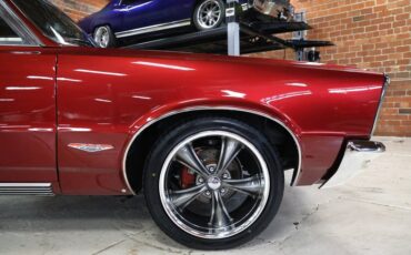 Pontiac-Lemans-1965-Deep-Cranberry-Pearl-Parchment-28