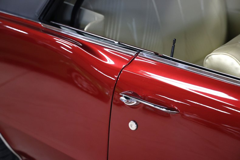 Pontiac-Lemans-1965-Deep-Cranberry-Pearl-Parchment-37