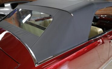 Pontiac-Lemans-1965-Deep-Cranberry-Pearl-Parchment-39