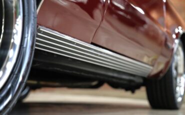 Pontiac-Lemans-1965-Deep-Cranberry-Pearl-Parchment-6