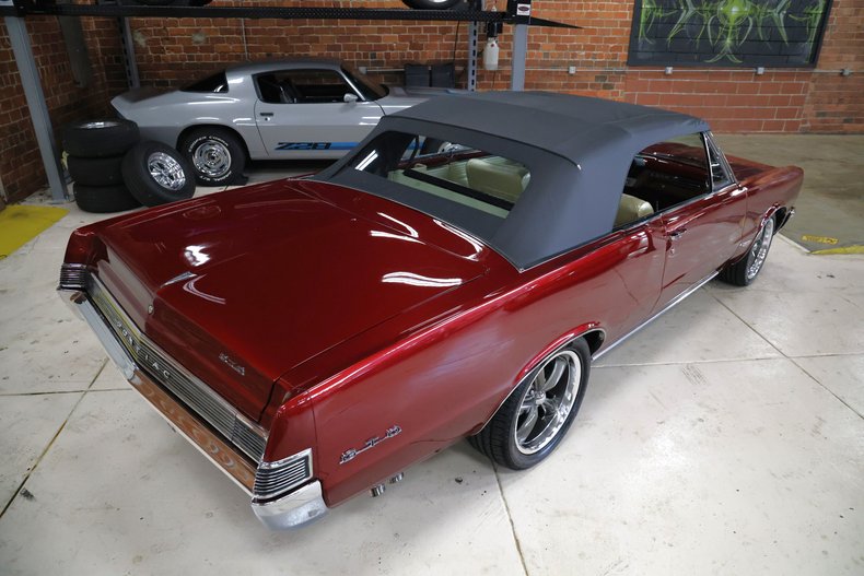 Pontiac-Lemans-1965-Deep-Cranberry-Pearl-Parchment-9