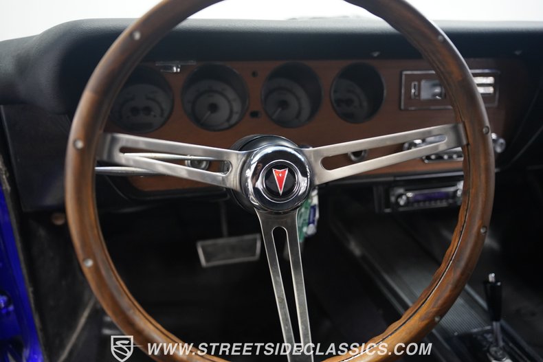 Pontiac-Lemans-1966-Blurple-Black-17