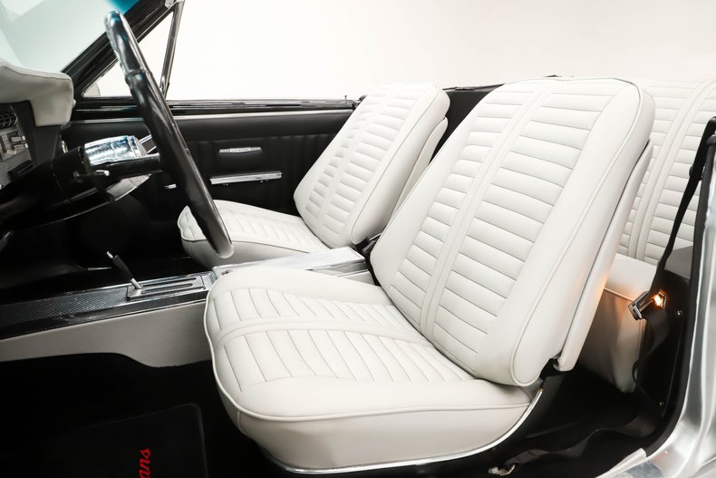 Pontiac-Lemans-1966-Platinum-Silver-Light-Gray-13