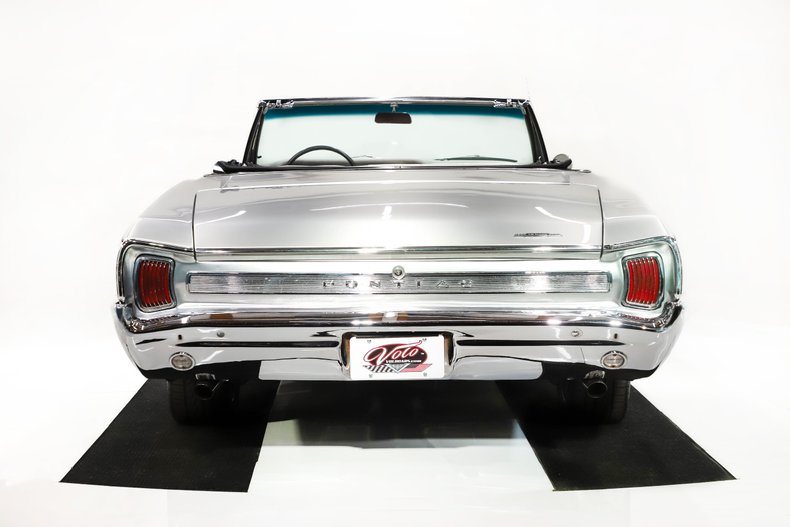 Pontiac-Lemans-1966-Platinum-Silver-Light-Gray-3