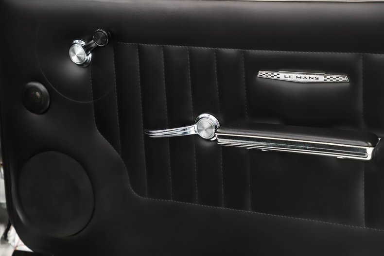 Pontiac-Lemans-1966-Platinum-Silver-Light-Gray-35