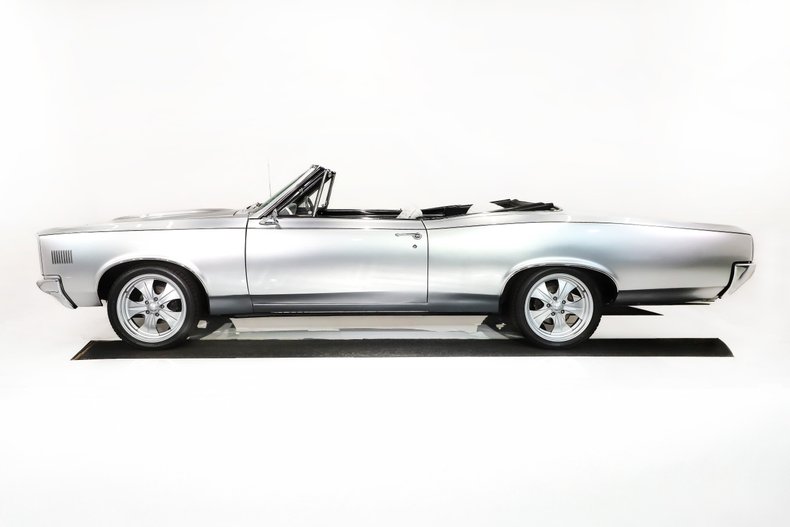 Pontiac-Lemans-1966-Platinum-Silver-Light-Gray-40