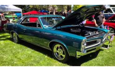 Pontiac-Lemans-1966-Turquoise-Black-2