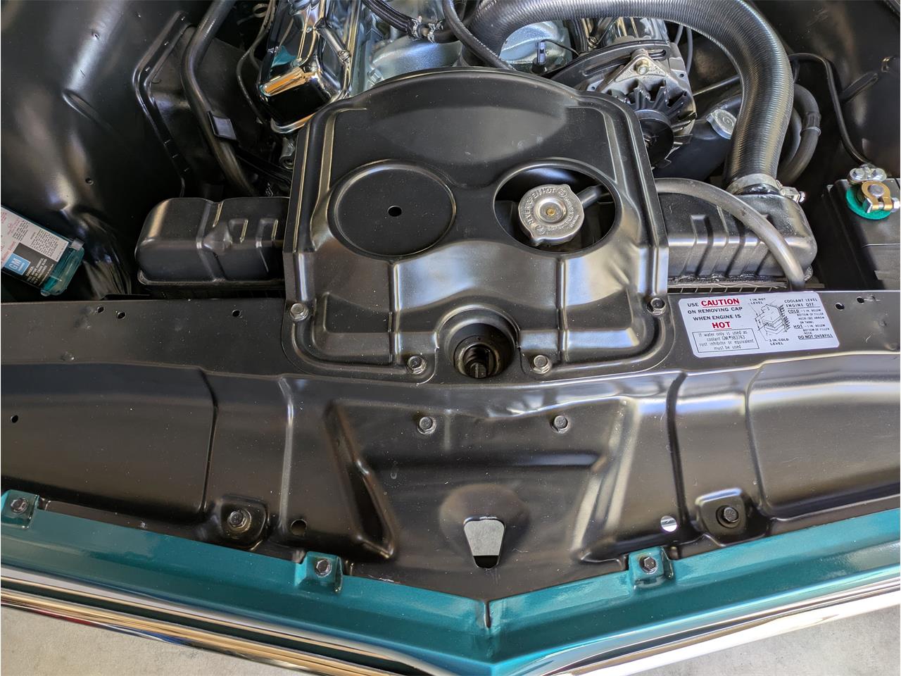Pontiac-Lemans-1966-Turquoise-Black-22