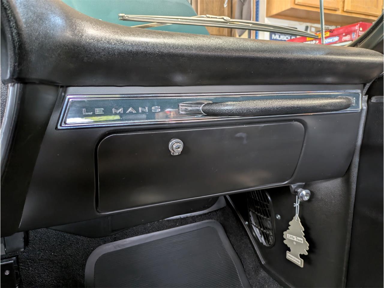 Pontiac-Lemans-1966-Turquoise-Black-28