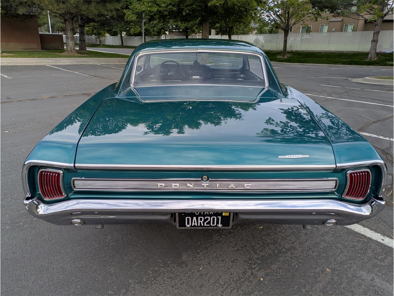 Pontiac-Lemans-1966-Turquoise-Black-8